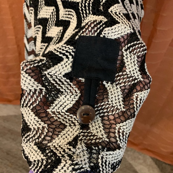 Top/other-Kaktus, swing flow zig zag thin artistic top, mesh, shark tail hem, M - Picture 11 of 17